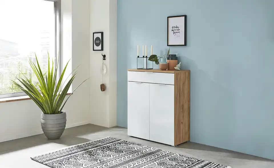 Uno Sideboard Bent 1 Uno Sideboard Bent